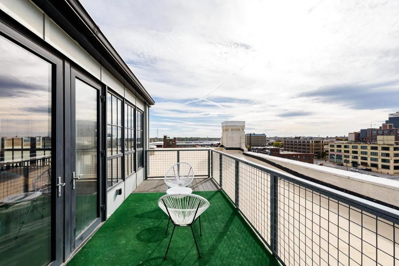Cozysuites Gorgeous 2Br Penthouse W Skyline View Saint Louis