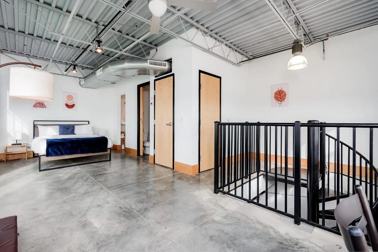 Cozysuites Gorgeous 2Br Penthouse W Skyline View Saint Louis United States
