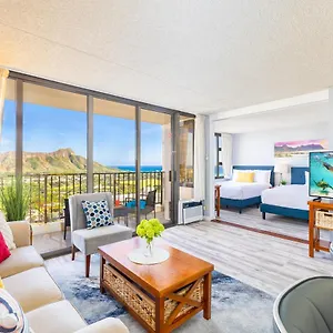 Ocean & Diamond Head Views - Near - Parking! Honolulu